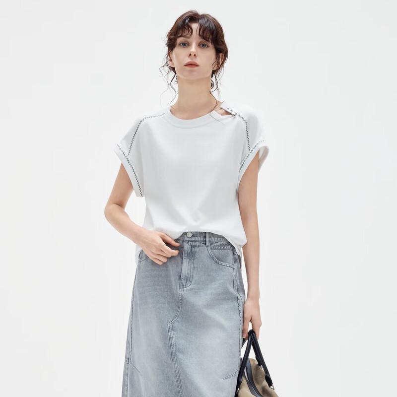 ELLE Women s Embroidered Round Neck Short Sleeve T-Shirt M