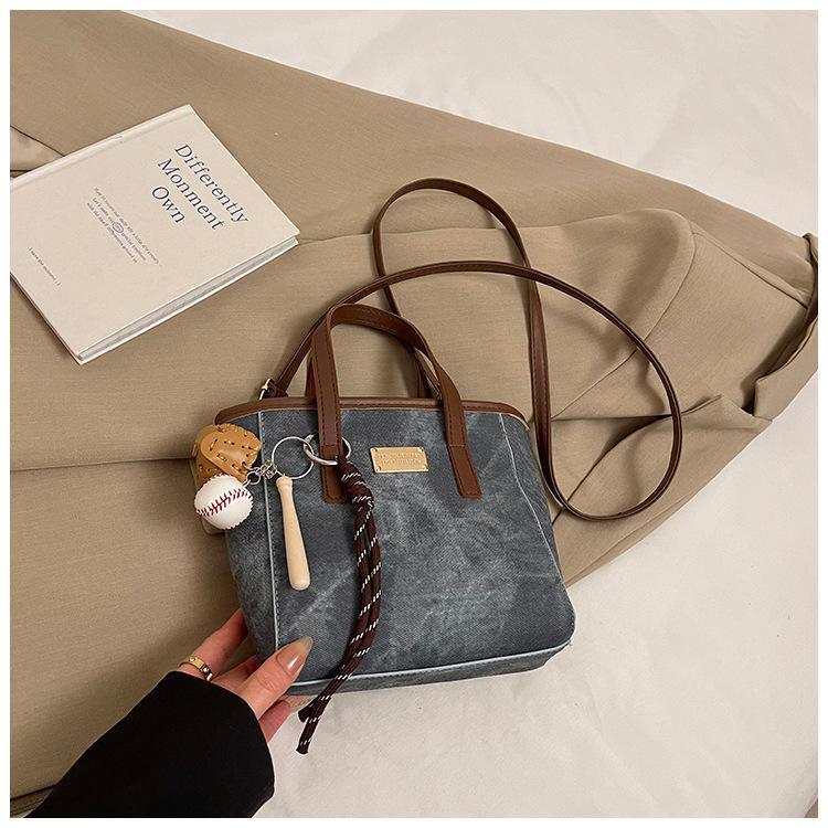 Trend Versatile Portable Bucket Bag Women's 2025 New Fashion Casual Shoulder Bag Premium Commuter Messenger Women's Bag