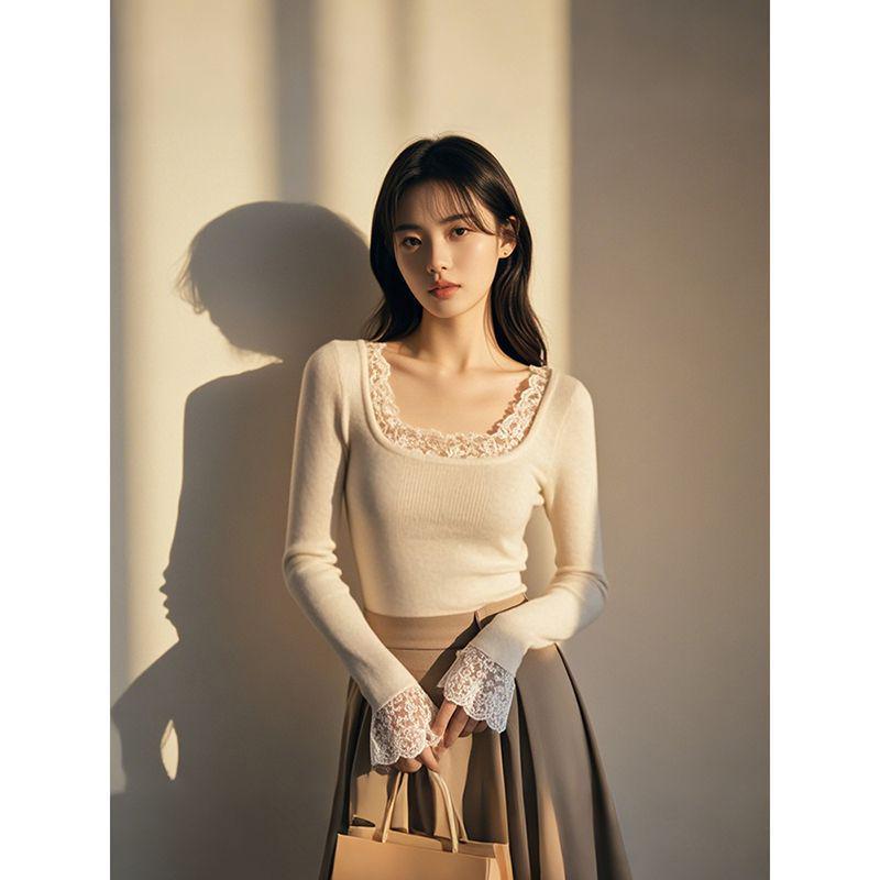 

Women s Thickened Winter Lace Base Shirt: Fleece-Lined, Slim-Fit, Sweet & Spicy Design S (recommended 75-90 lbs)