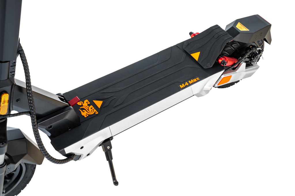 KuKirin M4 Max 800W Electric Scooter, 48V 18.2Ah 64km Range, 45km/h, 10" Tubeless Tires, Dual Spring Suspension