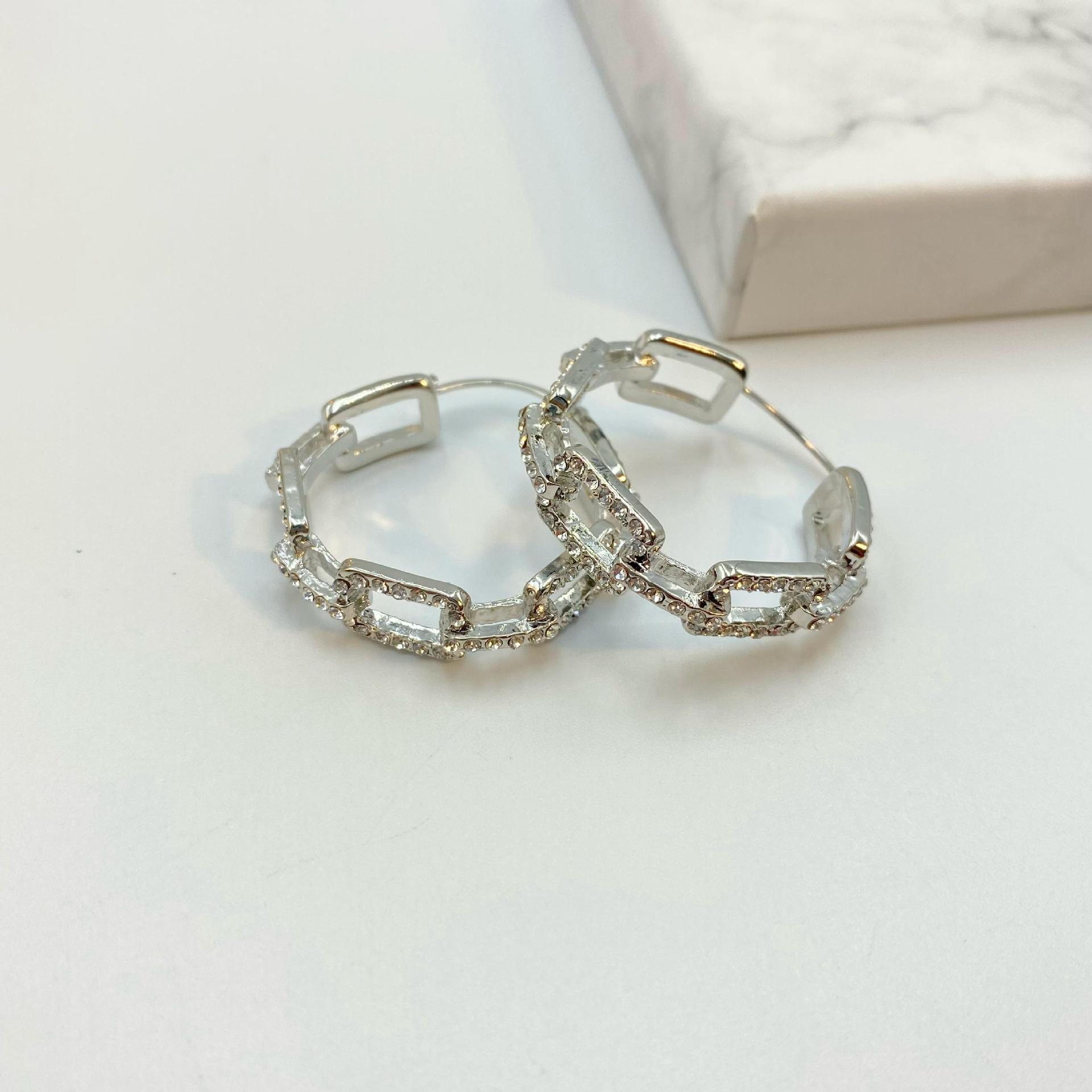 

Европейский и американский стиль Ретро Серьги-пусеты в виде круга со стразами платиновый