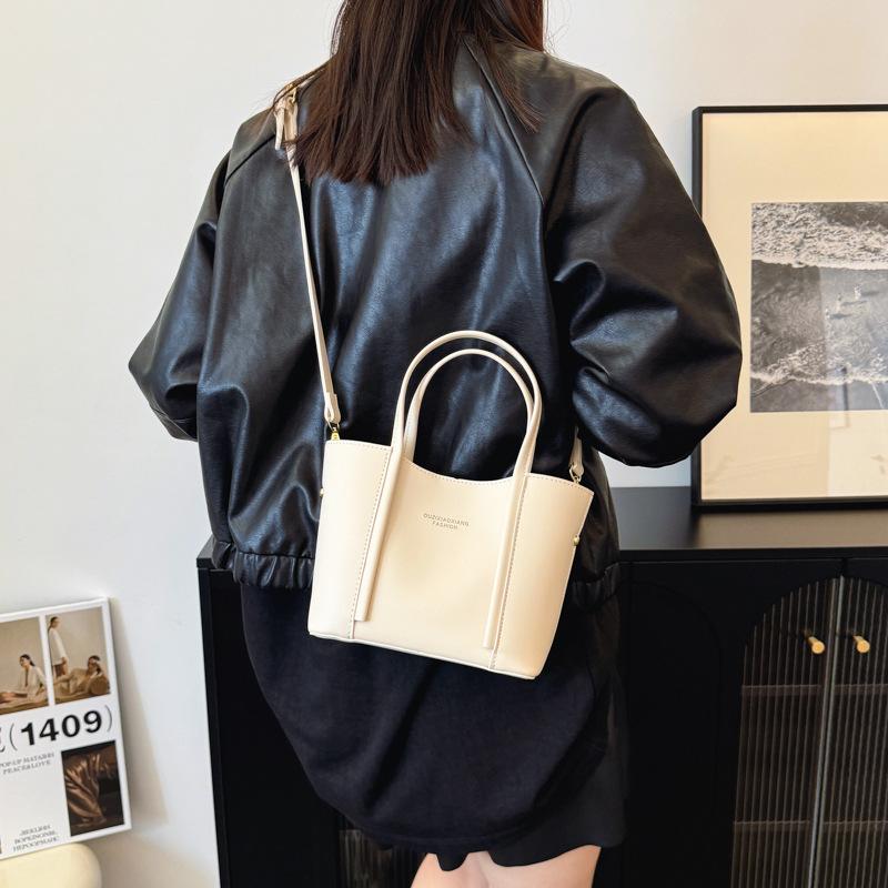 Wholesale Handbag Women's 2025 Autumn New Tote Bag Large Capacity Crossbody Shoulder Bag Hand Carrying Bucket Bag