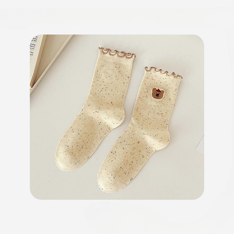 

Женская осенняя пряжа Милая вышивка Животное Мультяшный Деревянный край ушка В носках-трубах с махрой 1 pair