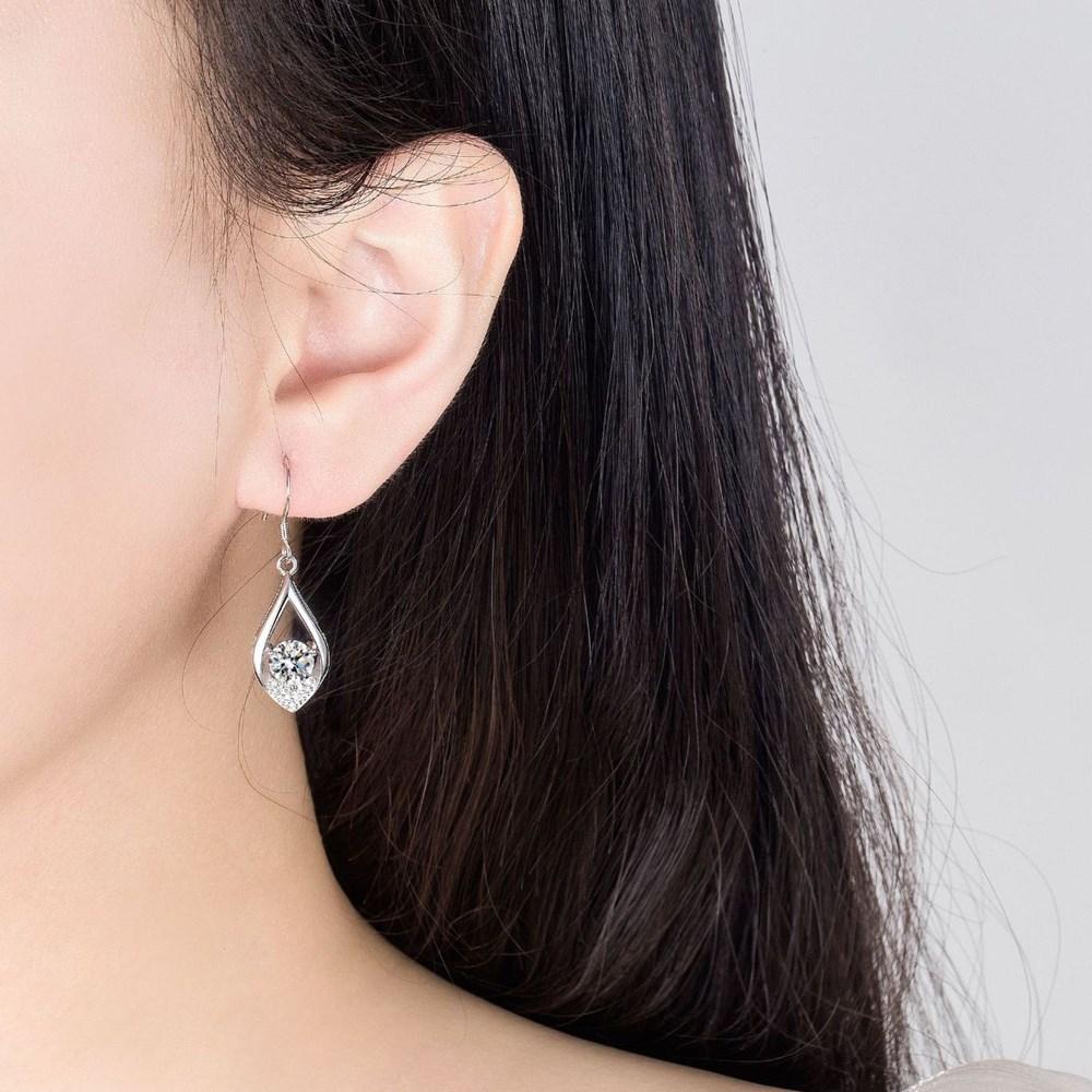 925 Sterling Silver New Women's Fashion Jewelry High Quality Crystal Zircon Hooked Heart-shaped Long Earrings