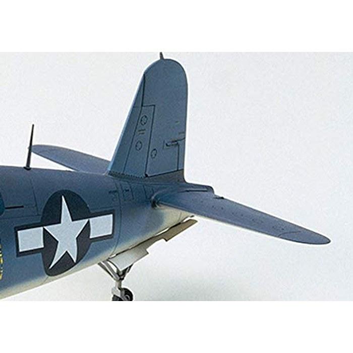 Tamiya 1/48 Masterpiece Series No.70 US Navy Vought F4U-1A Corsair Plastic Model 61070 Blue 10.25 Inches