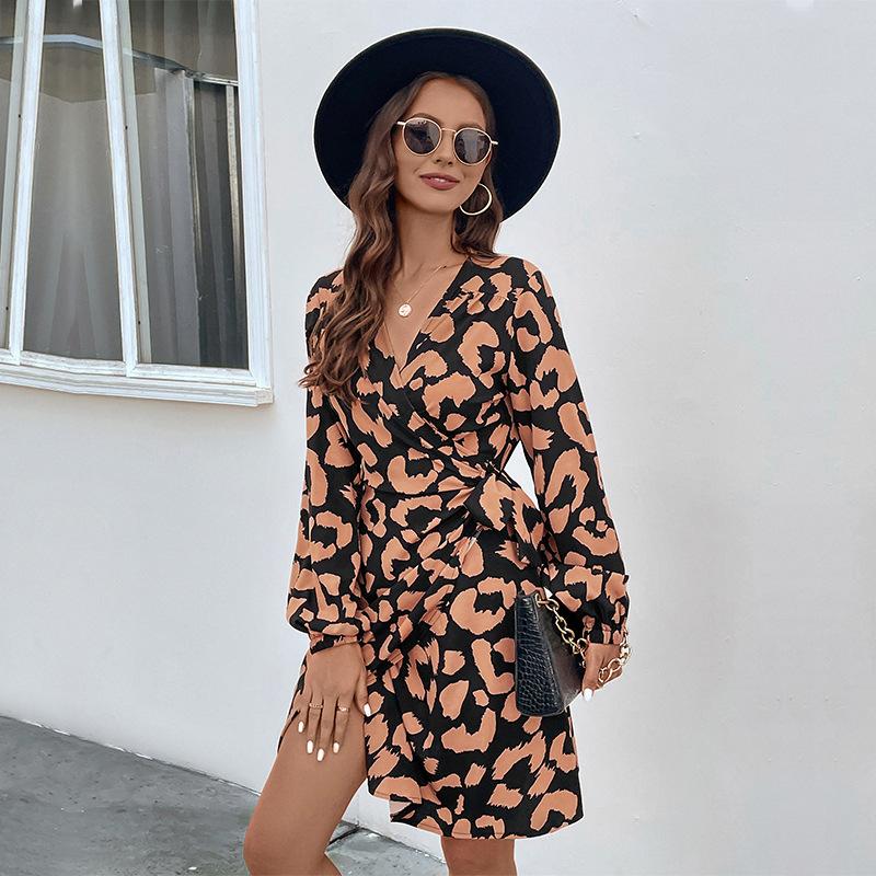 

2025 New Fall Women s Cropped Animal Print V-Neck Dress XL коричневий