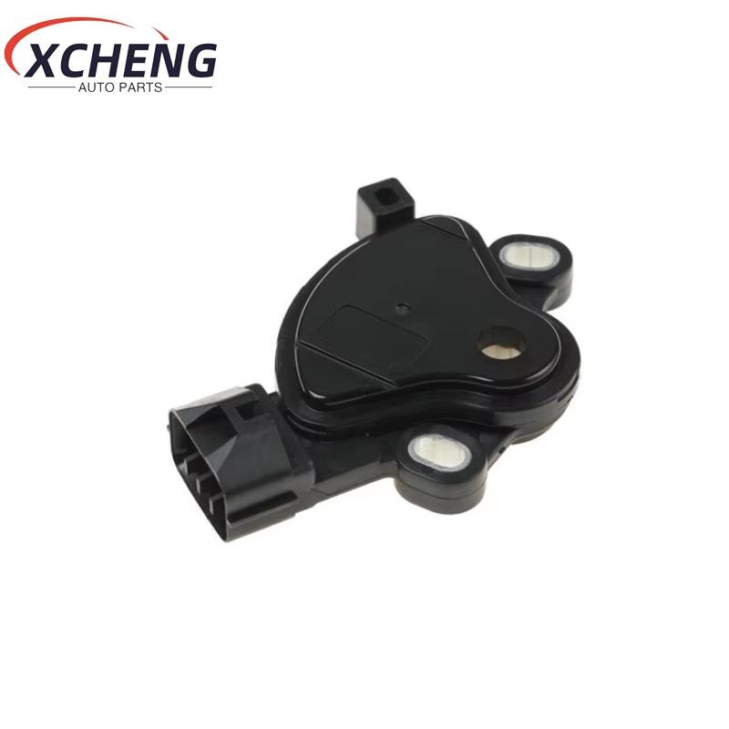 4270023000 42700-23000 Getriebeschaltschalter für Hyundai Verna Accent Kia Rio Forte Unterdrückungsschalter 2010-2015