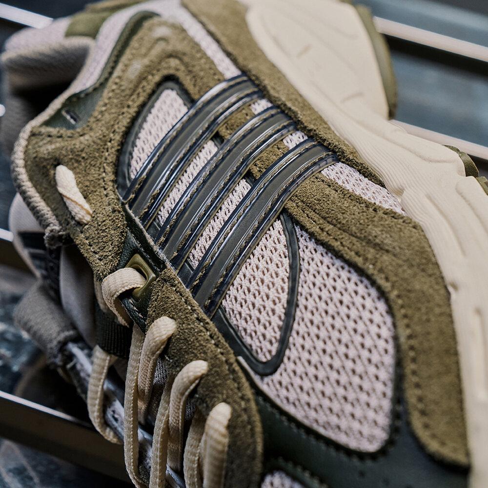 adidas RESPONSE CL Slip Resistant Abrasion Resistant Low Top Chunky Sn