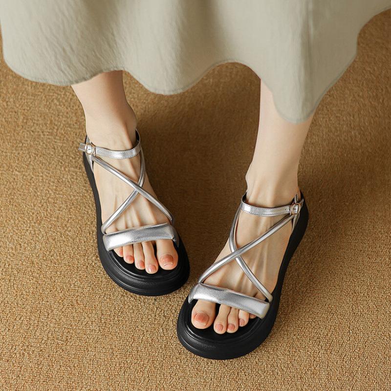 New women's platform sandals buckle summer round head casual size sandals rubber soft sole beach sandals women