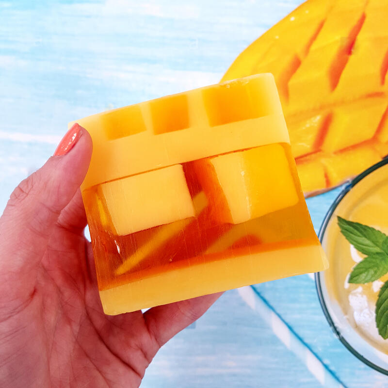 BOMP COSMETICS Go Mango Soap