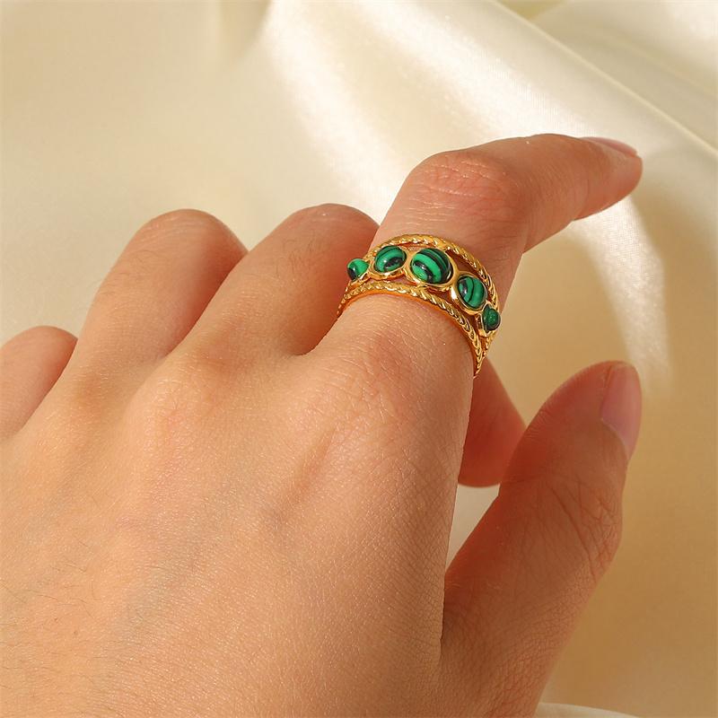 Stainless Steel Golden Plated Metal Bohemia Green Stone Ring for Women Fashion Adjustable Open Rings Jewelry Birthday Gifts