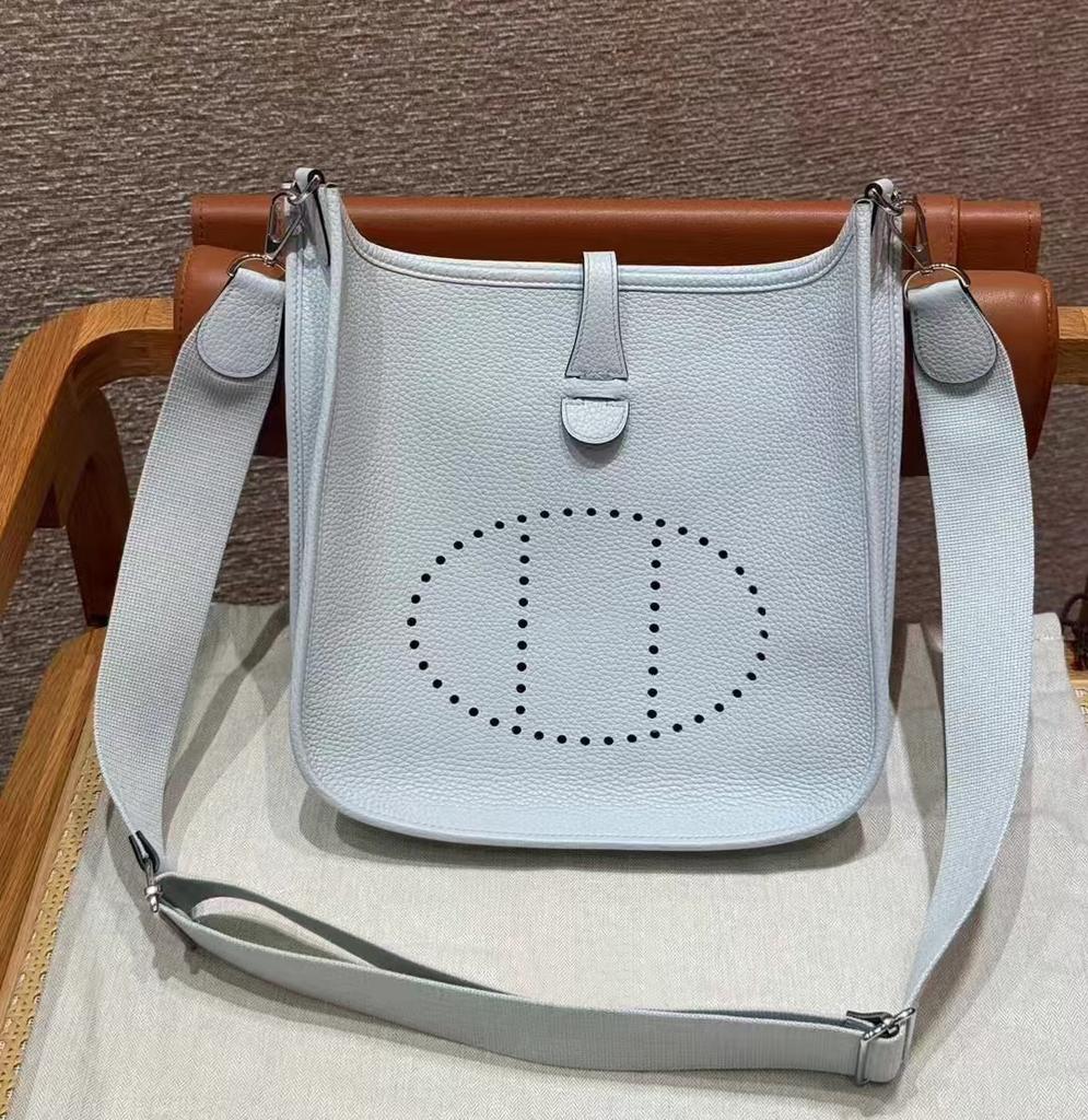 TC vrchní vrstva hovězí kůže voskovaná nit vysoká kvalita Evelyn 29 dutá ramenní crossbody dámská taška lychee vzor měkká kožená taška typu bucket