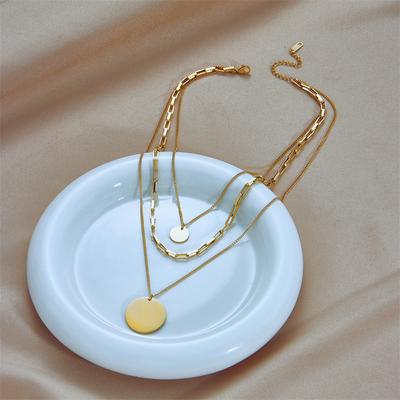 A Fashionable and Individual Stacked Style Alloy Geometric Round Plate Gold Chain Adjustable Multi-layer Women's Necklace