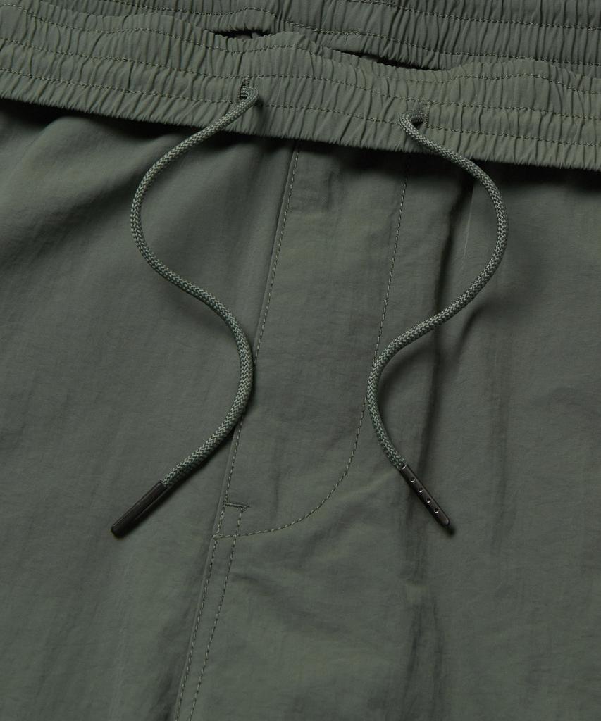 Musinsa Standard Nylon One-Tuck Parachute Cargo Pants [Khaki]