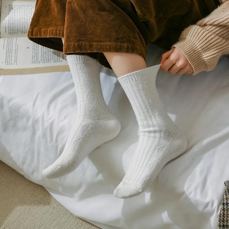 1 Pair New Cashmere Wool White Socks Women Winter Thicken Warm Harajuku Socks Cute Thermal Japanese Fashion Solid Color