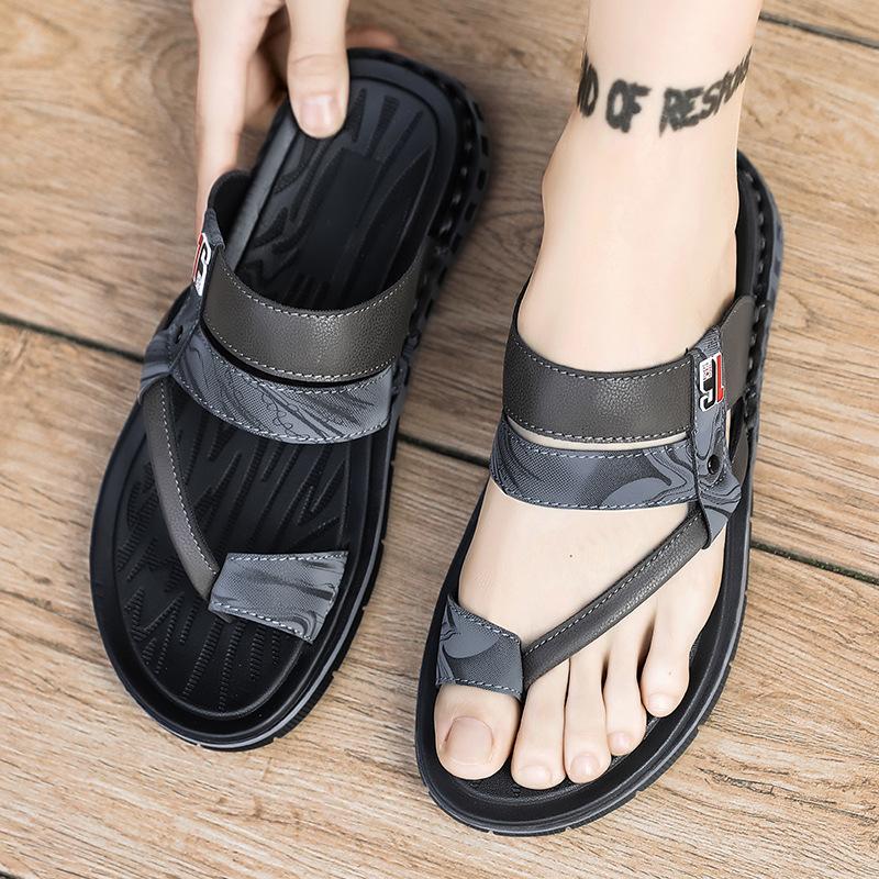 Factory straight hair Guangdong flip-flops summer wear non-slip men's slippers beach Korean version men's cold slippers