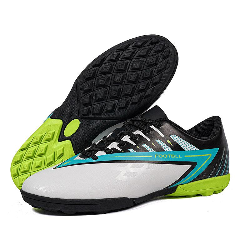 

Large size children s long-nail football shoes men s outdoor primary and secondary school students broken nail training shoes youth sports shoes 45