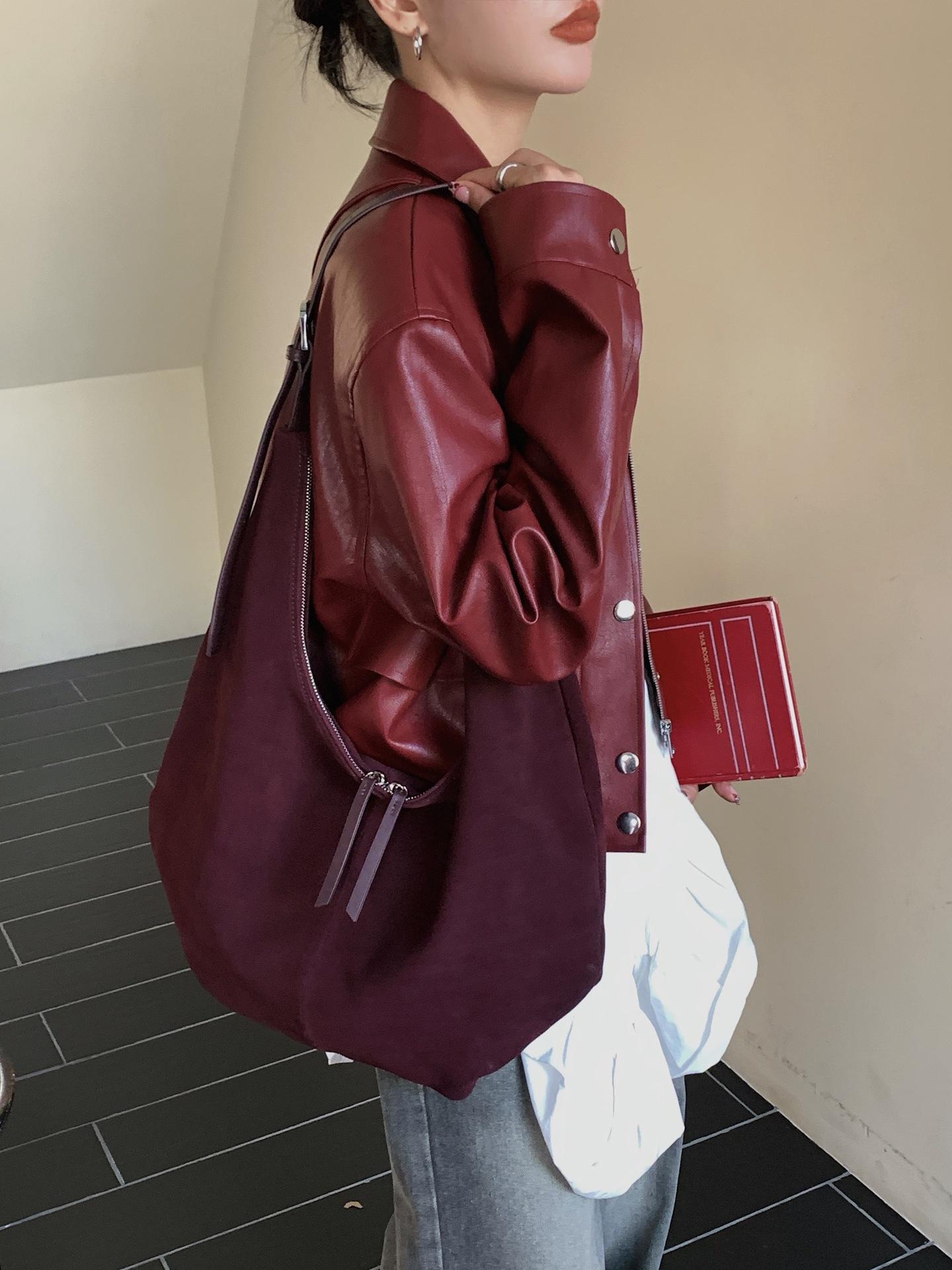 

/ Новая сумка-тоут из натуральной кожи, антибархатная матовая кожа, повседневная ленивая сумка через плечо, большая вместимость, сумка под мышкой 24x14x40cm