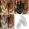 2022 Summer New Arrivals Plus Size Casual Rhinestone Flat Women's Slipper In Stock