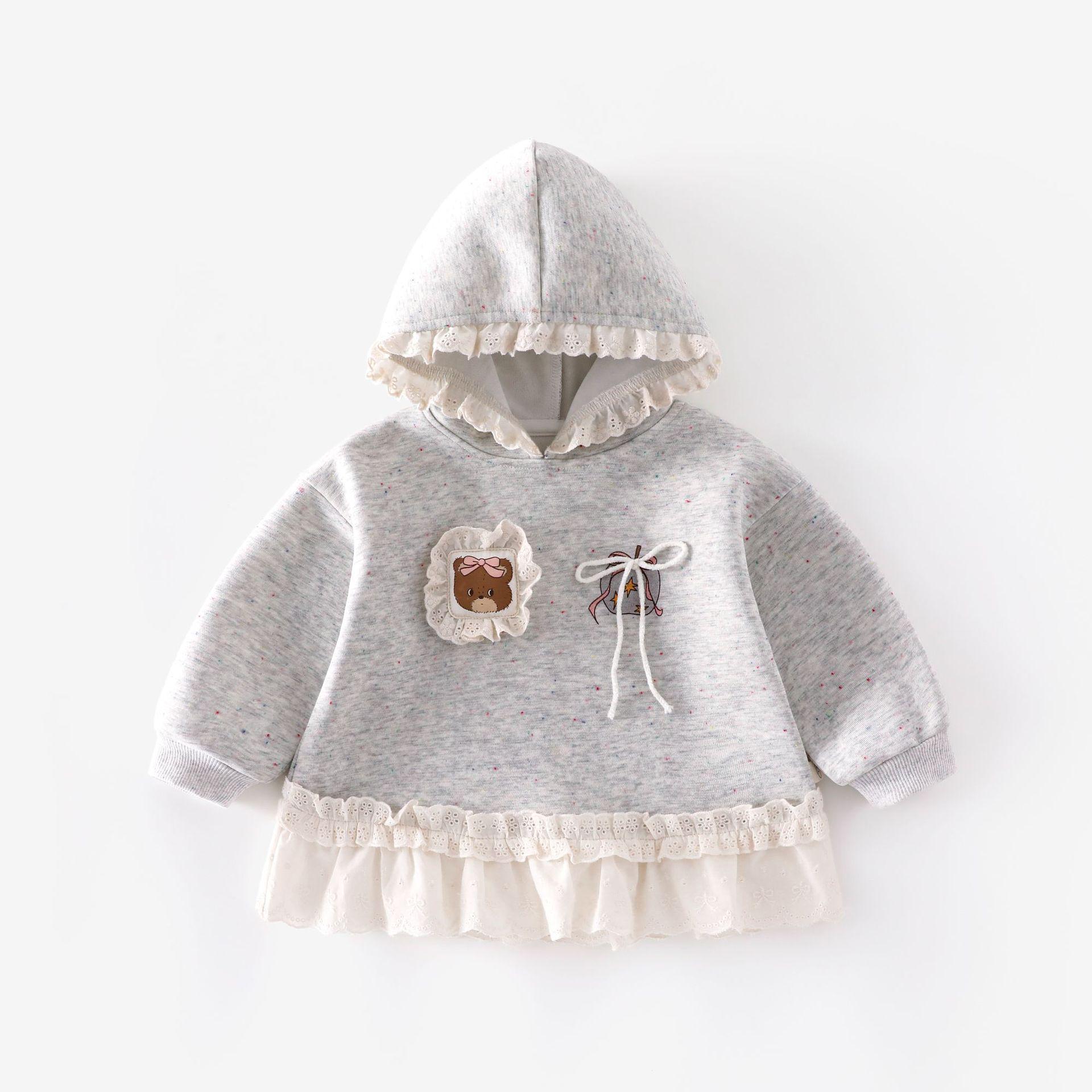 

Girls 2025 Autumn Fashion Hooded Sweatshirt with Appliqué Bear and Lace Trim 90