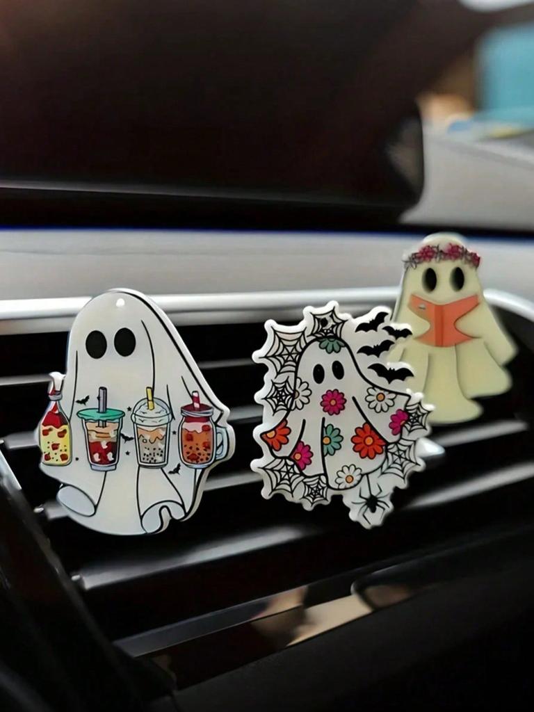The 2D Acrylic Ghost Car Air Vent Fragrance Clip adds a festive atmosphere and a touch of cuteness to the car interior.