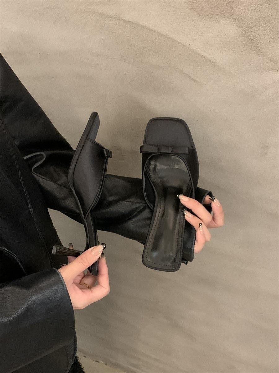 

2025 новый темперамент туфли на высоком каблуке крутые шлепанцы для улицы шпилька туфельки феи бант с юбкой сандалии 40 чёрный