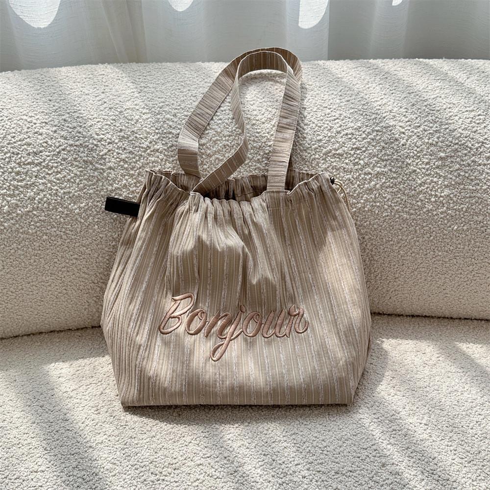 

Versatile And Fashionable Tote Bag With Stripes And Embroidery For Daily Activities коричневий