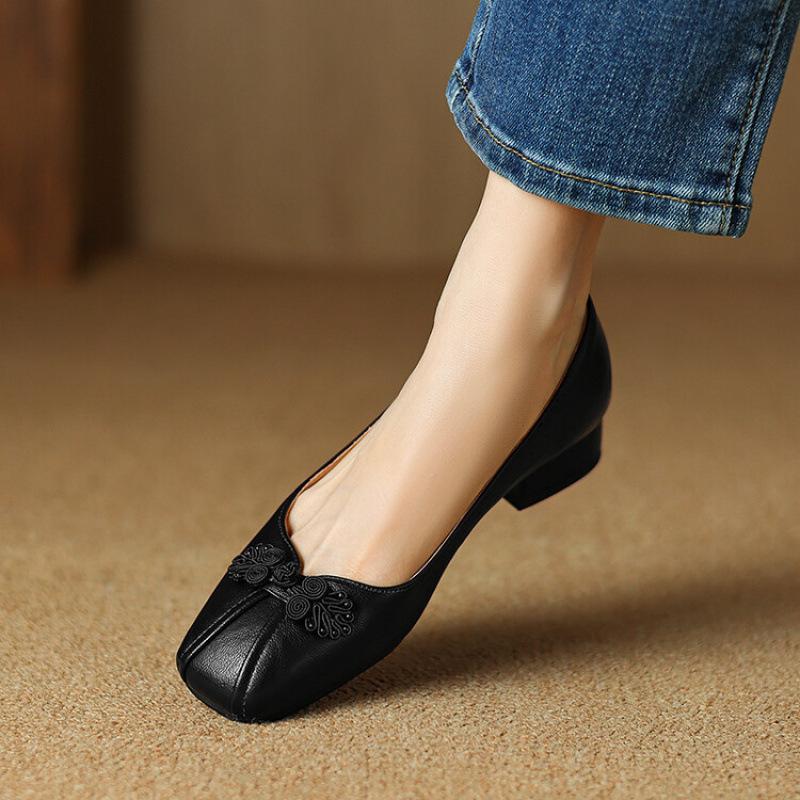 

Новая всесезонная женская повседневная обувь, однотонная модель с открытым верхом, удобная мягкая подошва, кожаная обувь больших и маленьких размеров, закрывающая стопу, л 43 чёрный