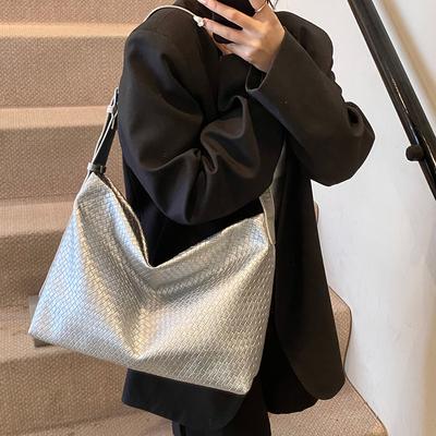 Borsa a tracolla sotto il braccio di grande capacità, nuova borsa a spalla da pendolare, borsa da donna semplice e versatile di alta gamma