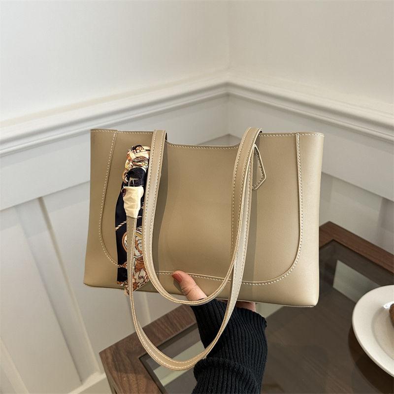 

Korean commuter bag women s 2025 new trendy Korean tote bag student class large-capacity shoulder shopping bag bag хаки
