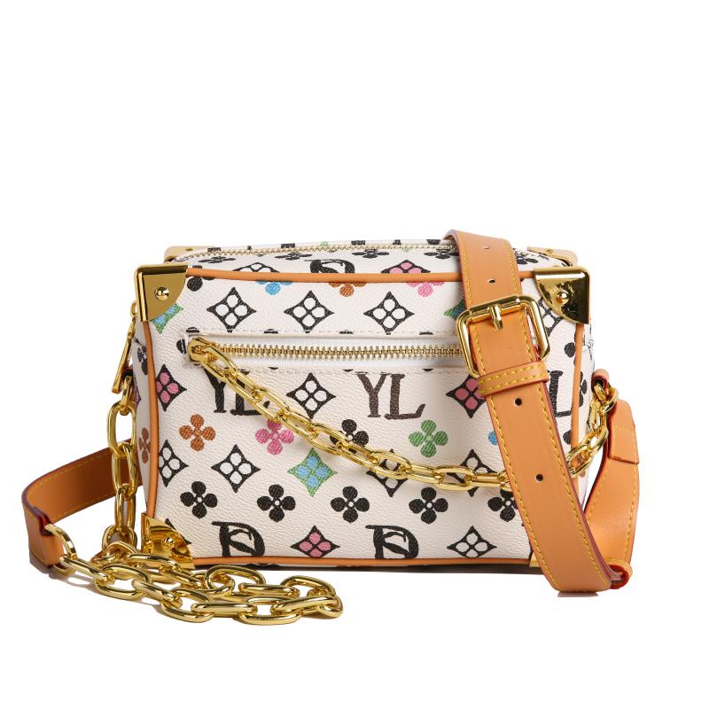 

Bags New Handbags One Shoulder Crossbody Bag Niche Fashion Alphabet Versatile Tote Pillow Bag 19*13*8 белый