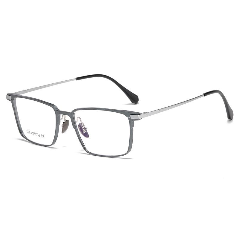 Trendy Pure Titanium Myopia Glasses for Men & Women – Super Light, Prescription-Compatible Frames for Small Faces