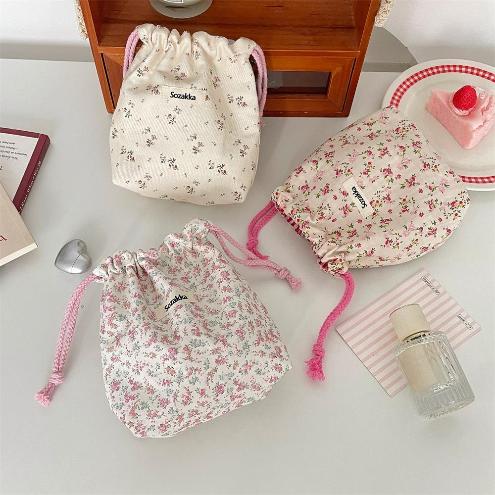 Women Tote Rope String Makeup Bags Organizer Cute Flower Small Lipstick Cosmetic Coin Purse Key Drawstring Storage Bag
