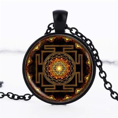 Naszyjnik z zawieszką Yantra ze Sri Lanki - Vintage łańcuszek do swetra
