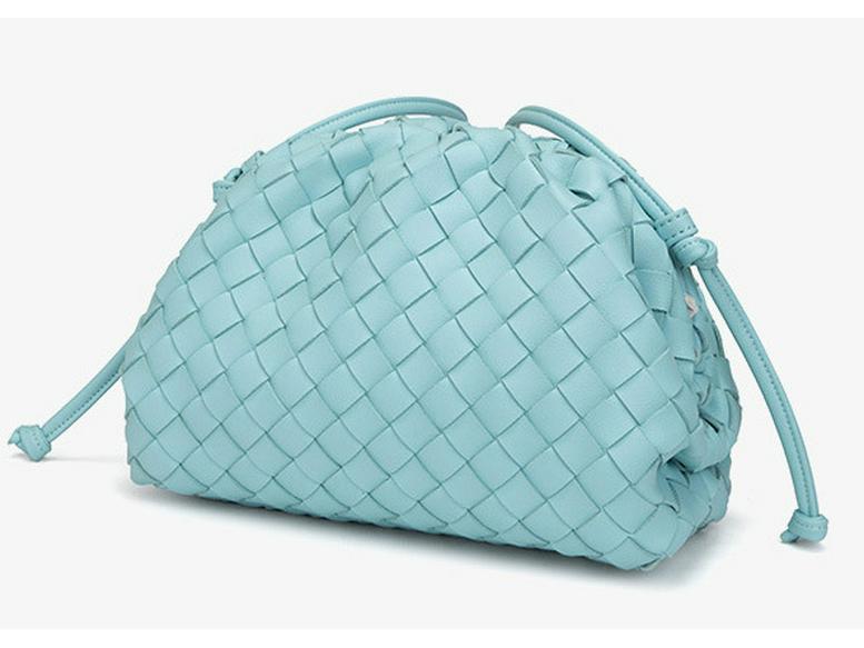 2023 Women's Fashion Woven Dumpling Crossbody Clutch: Sweet & Trendy One-Shoulder Bag