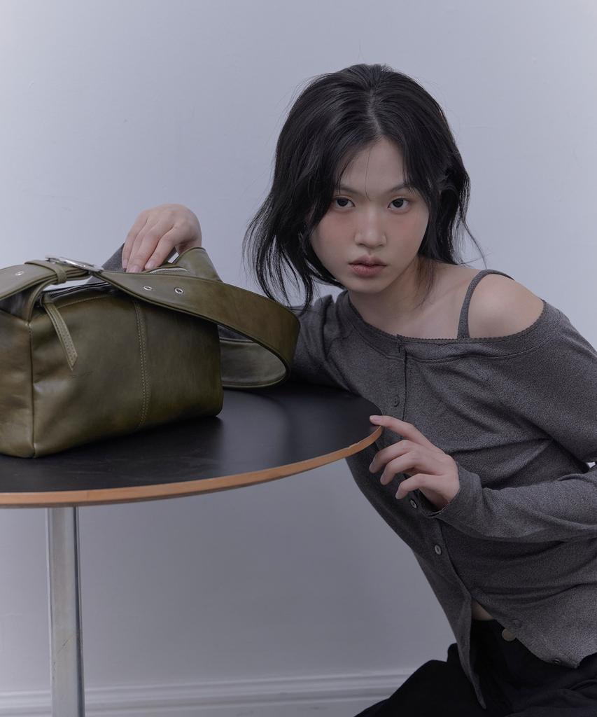 Haveawhale Buckle Two-Way Bag (Kh)
