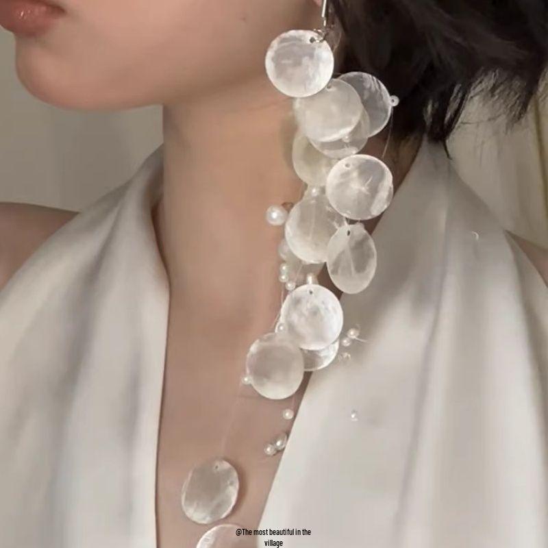 Silver Needle Resin Flower Tassel Earrings: Vintage, Versatile, Light Luxury Fashion Jewelry for Women