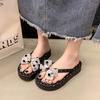Lato 2025 nowe klapki w kokardę i kropki damskie letnie domowe antypoślizgowe codzienne oddychające do wewnątrz sandały na grubej podeszwie