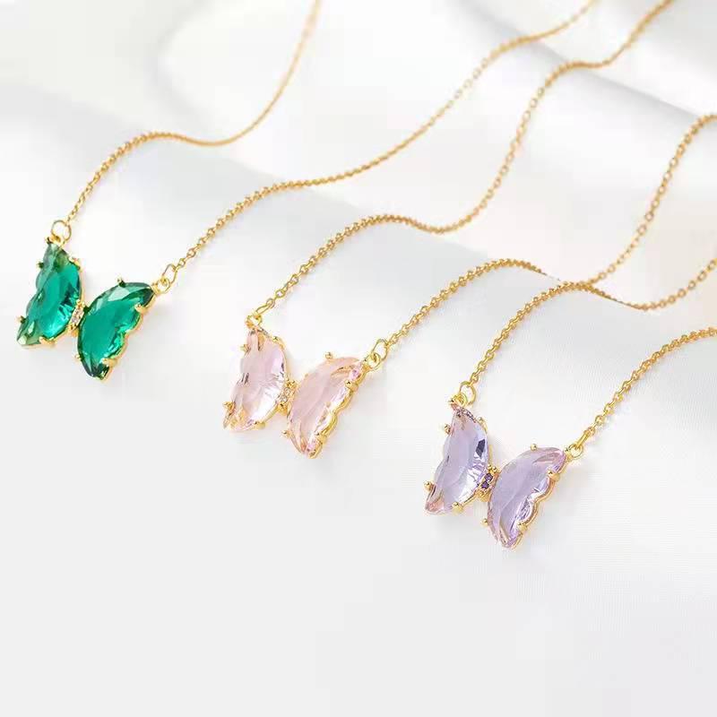 2022 Crystal Butterfly Clavicle Chain Necklace: Chic & Stylish Short Choker Pendant for Women