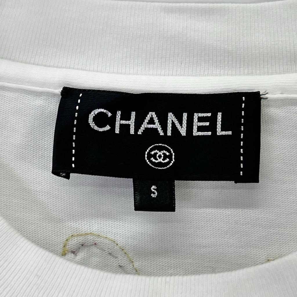 CHANEL Pharrell Williams P61052 T-shirt (Bees Logo) tops S whiteUsed