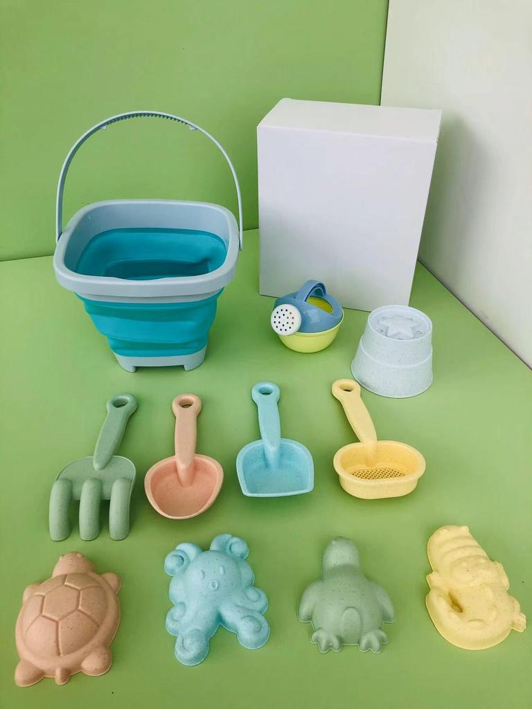 Children's 11-Piece Beach Sand Play Set - Folding Bucket and Shovels