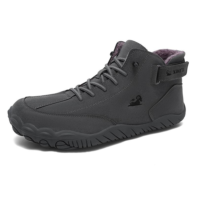 Winter New Leather Men's Hiking Shoes Anti Slip and Warm Snow Boots Outdoor Waterproof Hiking Boots