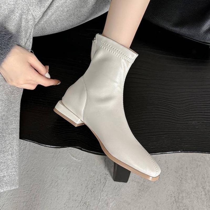 Autumn and Winter Square Head Women's Martin Boots New Solid Color Low Heel Large Size Rear Zipper Women's Boots Korean Version Soft-soled Medium Boot