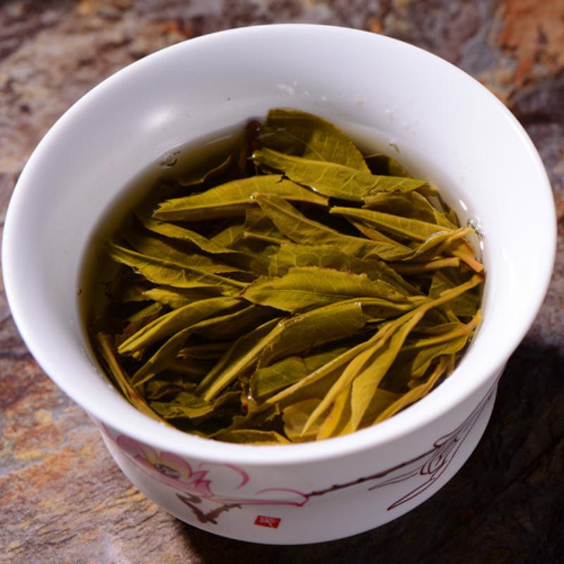 357 g Frühlings-Cha-Tee Hochgebirgs-Urbaum-Pu-Erh-Tee Bio-Grüntee