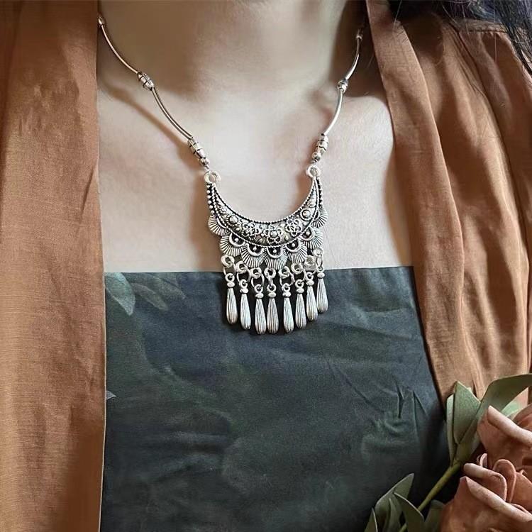 Retro Ethnic- Necklace One Size