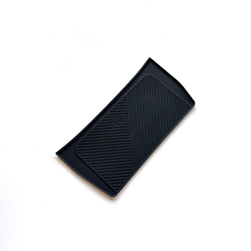 

Силиконовый коврик для беспроводной зарядки Volvo XC90 для модификации интерьера - Нескользящий, Совместим с 26 моделями