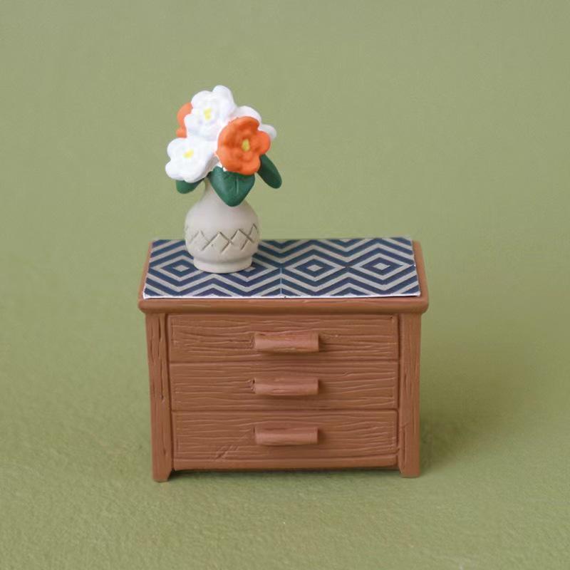 Trendy Resin Miniature Table & Chair Ornaments for DIY Decor