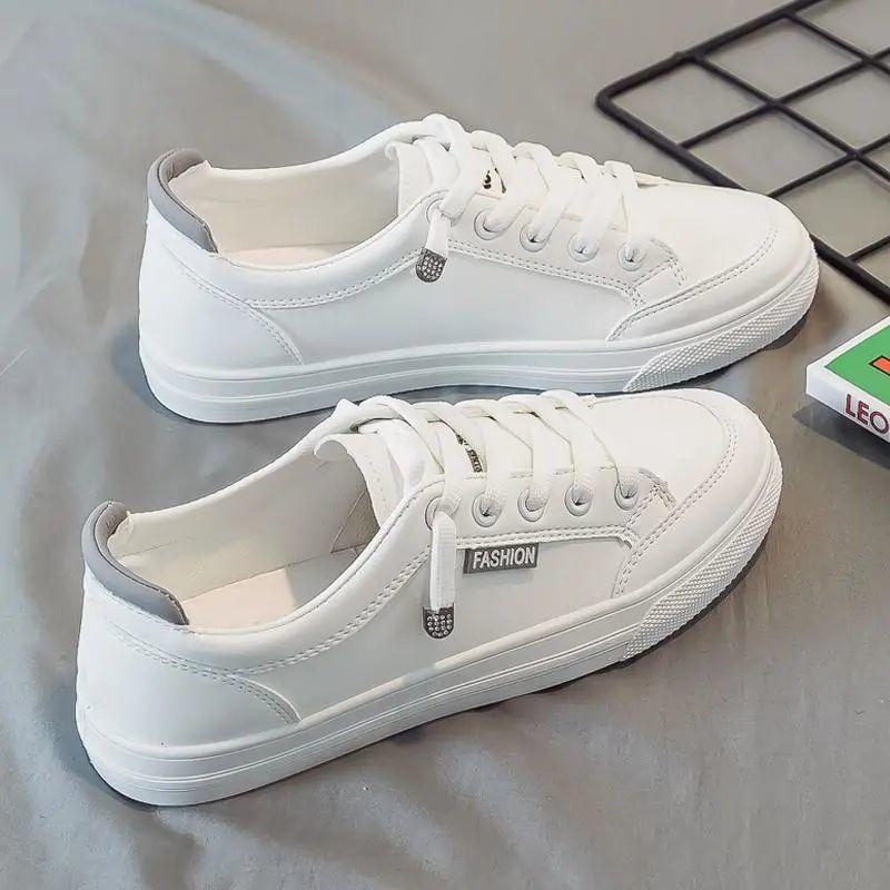 Kleiner weißer Schuh Frau, vielseitig Frühling neu Brettsport und Freizeit Papa Tide