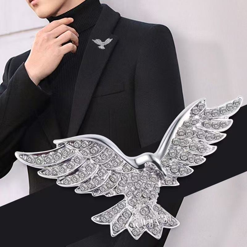 Eagle Brooch Pin Animal Design Suit Accessory Lapel Pin Safety Pin for Clothing Decoration and Anti-Slip Function