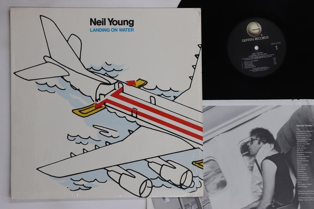 LP Record NEIL YOUNG - Landing On Water GHS24109 GEFFEN 1986 US Rock Used